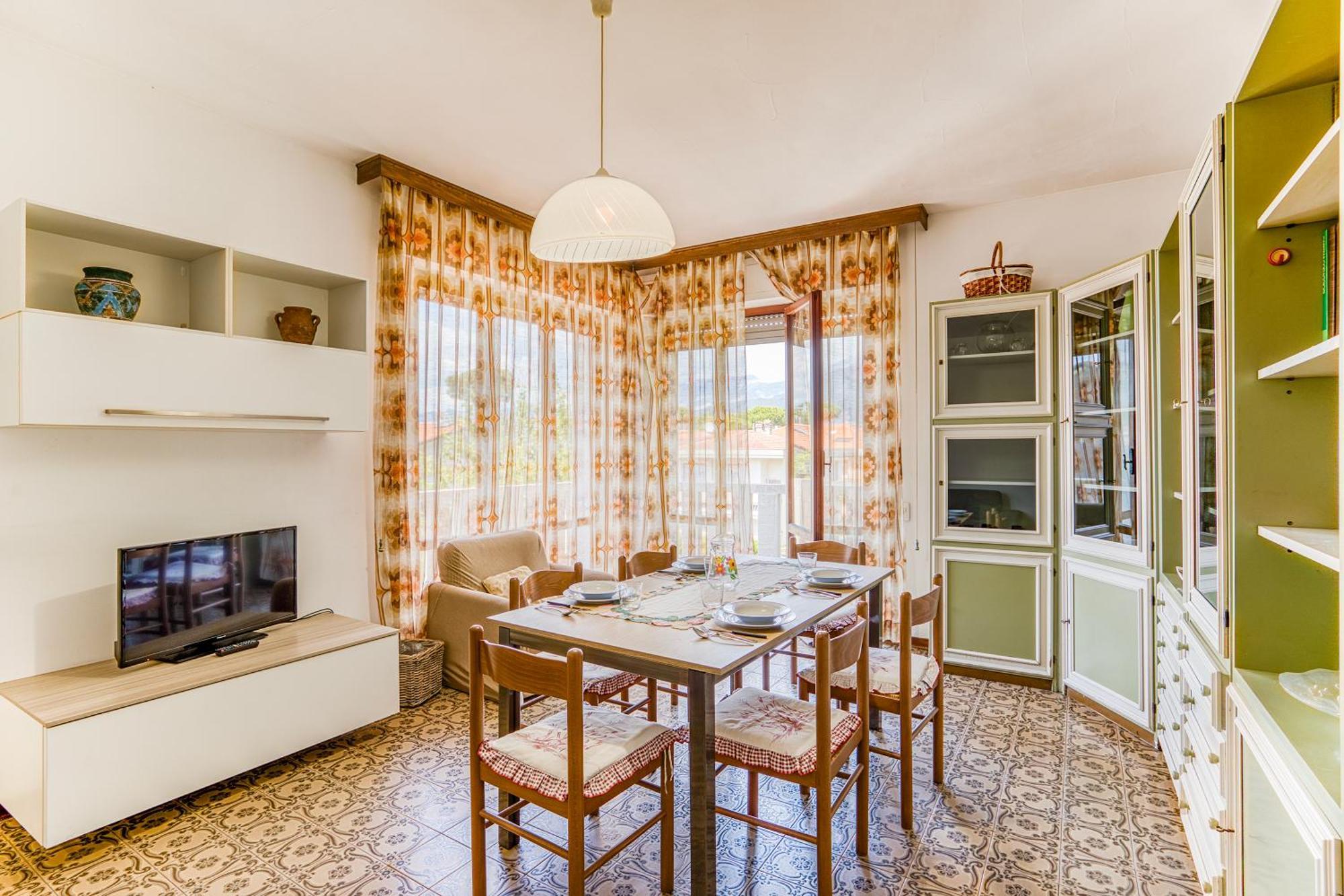 Casa Arno 500M From Beach - Happy Rentals Marina di Massa Exterior foto